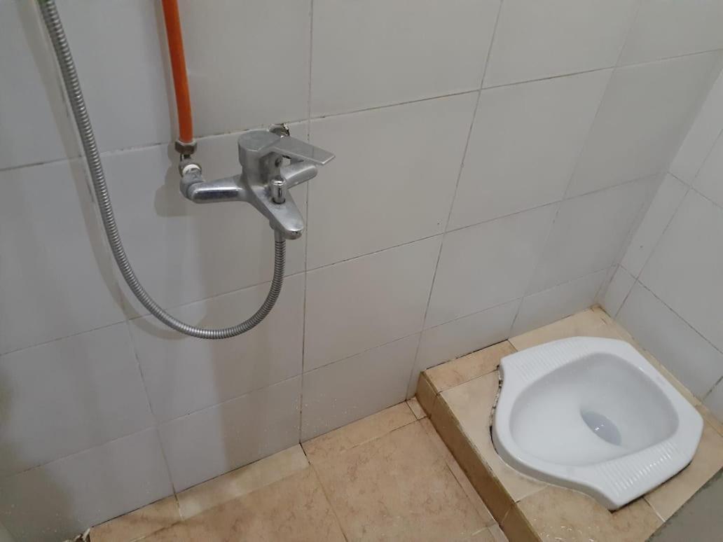 فندق Kost Carmelia Syariah Baranangsiang بوكور الغرفة الصورة